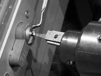 Gaziemir'de kapı açma hizmeti